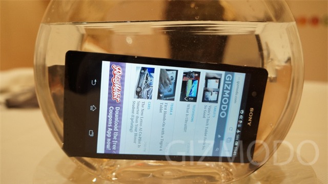 Top smartphone chống chịu nước tốt nhất hiện tại